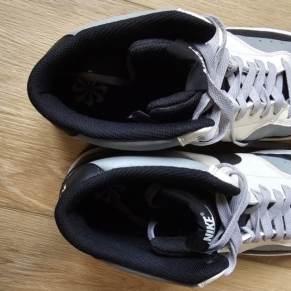 Nike Men's Court Vision Mid Next Nature Shoes - Smoke Grey, Black, Excellent - Picture 2 of 8